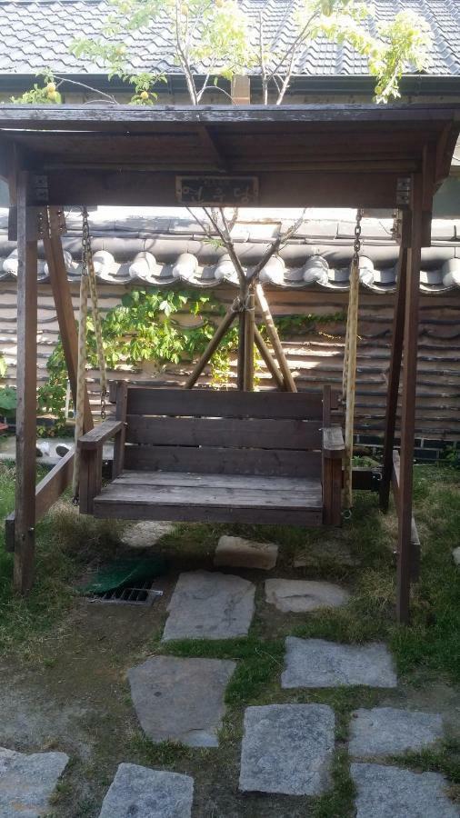 Yeonwoodang Guesthouse Jeonju Exterior photo
